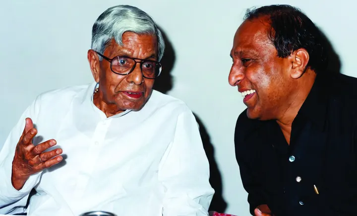 Tarachand Dugar in conversation with Shri C. Subramaniam